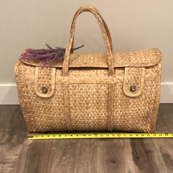 OVERSIZED woven palm beach bag!! 🌊😍☀️ - Picture 10 of 13